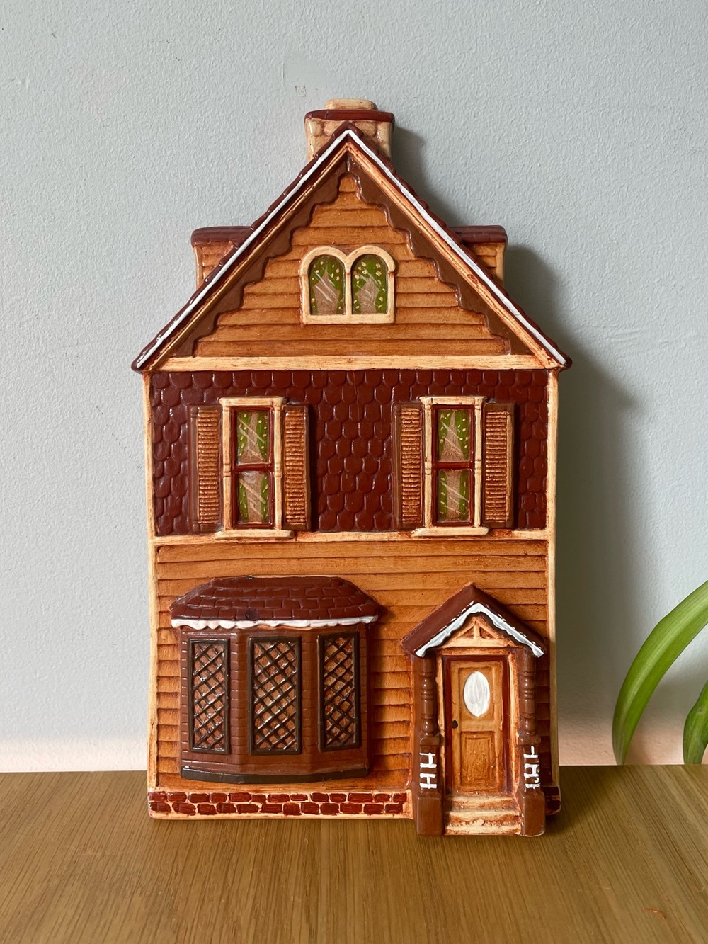 Vintage Victorian Style House Plaster Wall Plaque